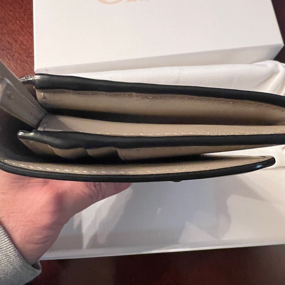 Chloé Beige Leather Wallet EUC the leather on this wallet is like butter! - Picture 5 of 16